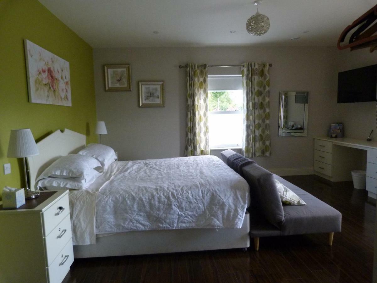 Arvalee Retreat With Outdoor Hottub Bed & Breakfast Omagh Exterior photo