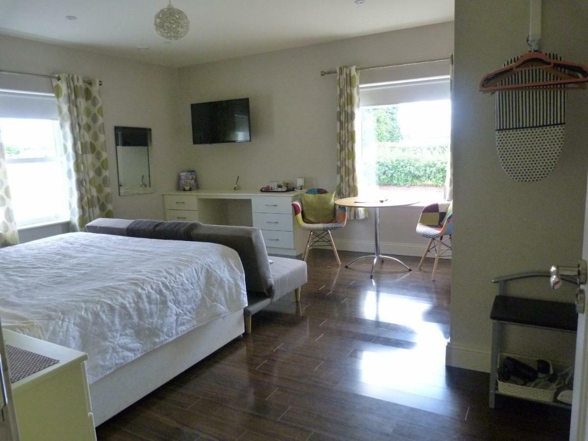 Arvalee Retreat With Outdoor Hottub Bed & Breakfast Omagh Exterior photo